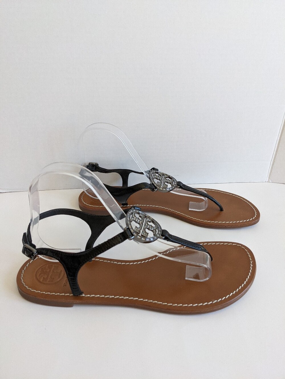 Tory Burch Violet Thong Sandal - Picture 9 of 15